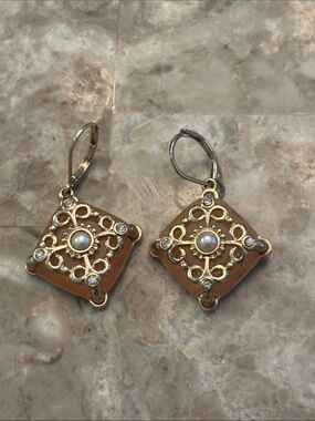 Vintage Avon signed NRT Gold-Tone Pearl Filigree Drop Earrings
